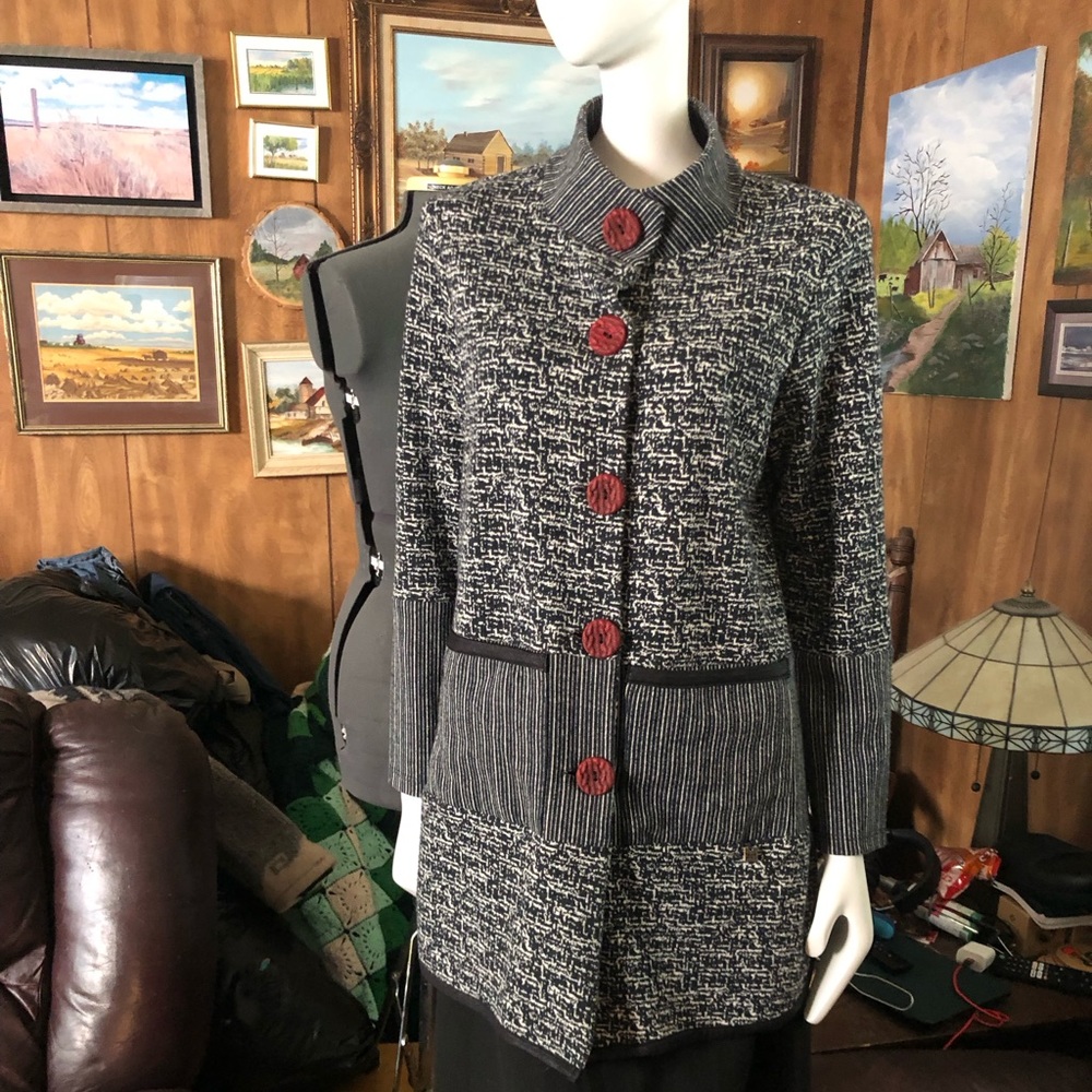 Zoe Sweater/Shacket - Picture 4 of 12